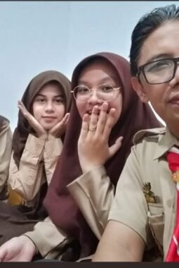 Pramuka Harus Tetap Hidup, Dinas Pendidikan Dan Insan Sekolah Harus Menjaga Nyala Pengabdian ” Selamat Hari Pramuka !